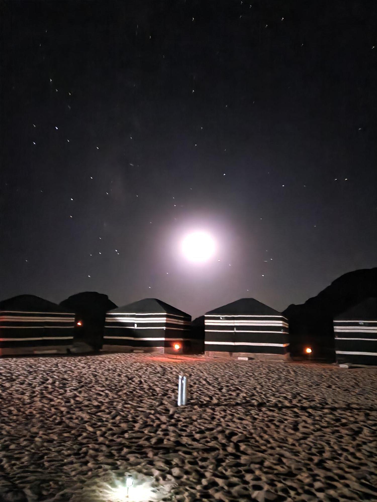Star City Camp Wadirum Wadi Rum Exterior foto