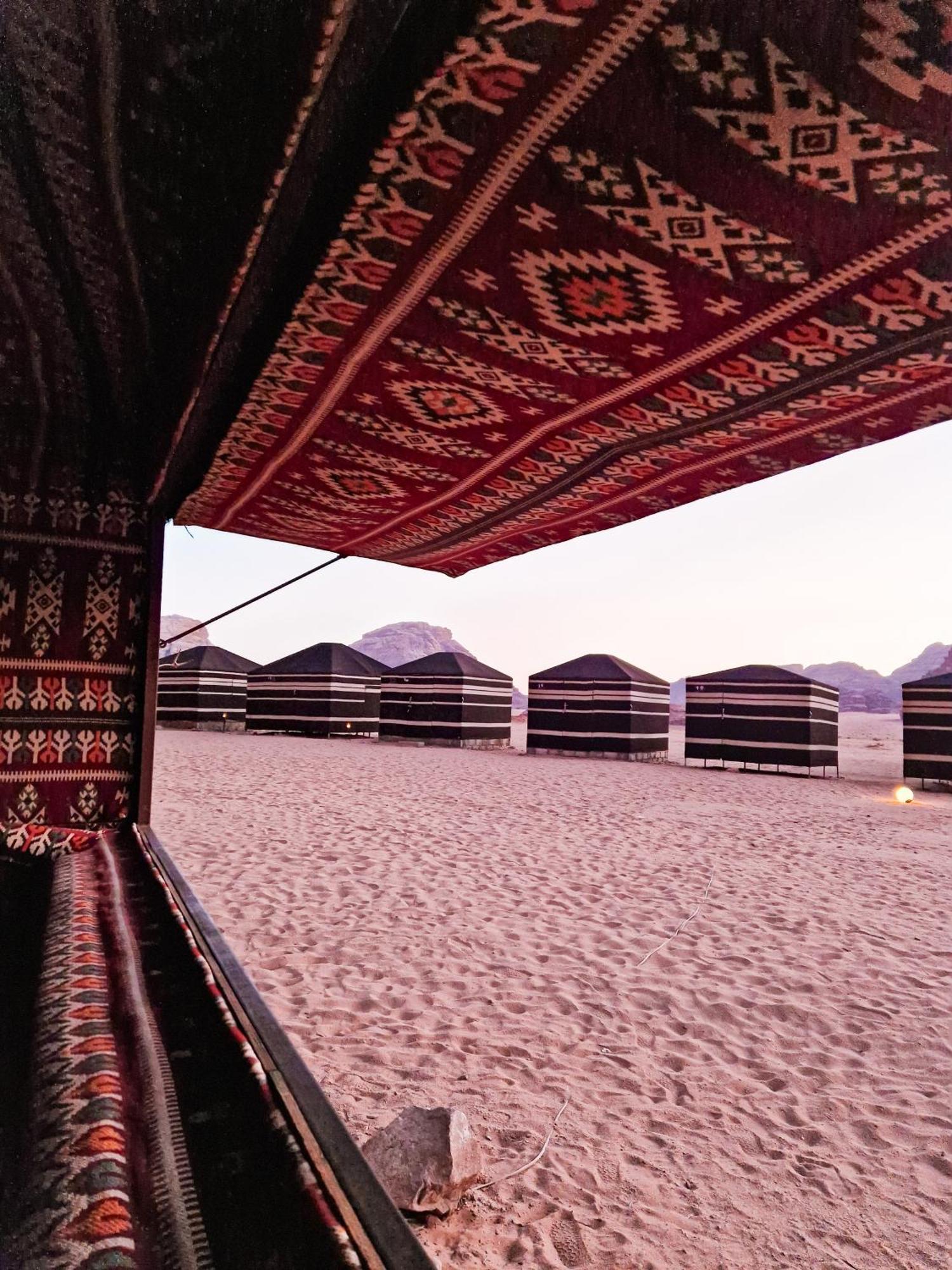 Star City Camp Wadirum Wadi Rum Exterior foto