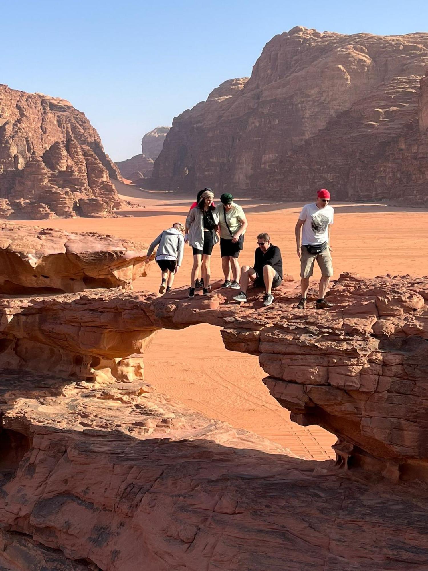 Star City Camp Wadirum Wadi Rum Exterior foto